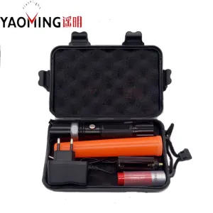 1000Lm CREE Q5 waterproof directing traffic wand torch lamp zoomable tactical police flashlight 18650 battery charger camping