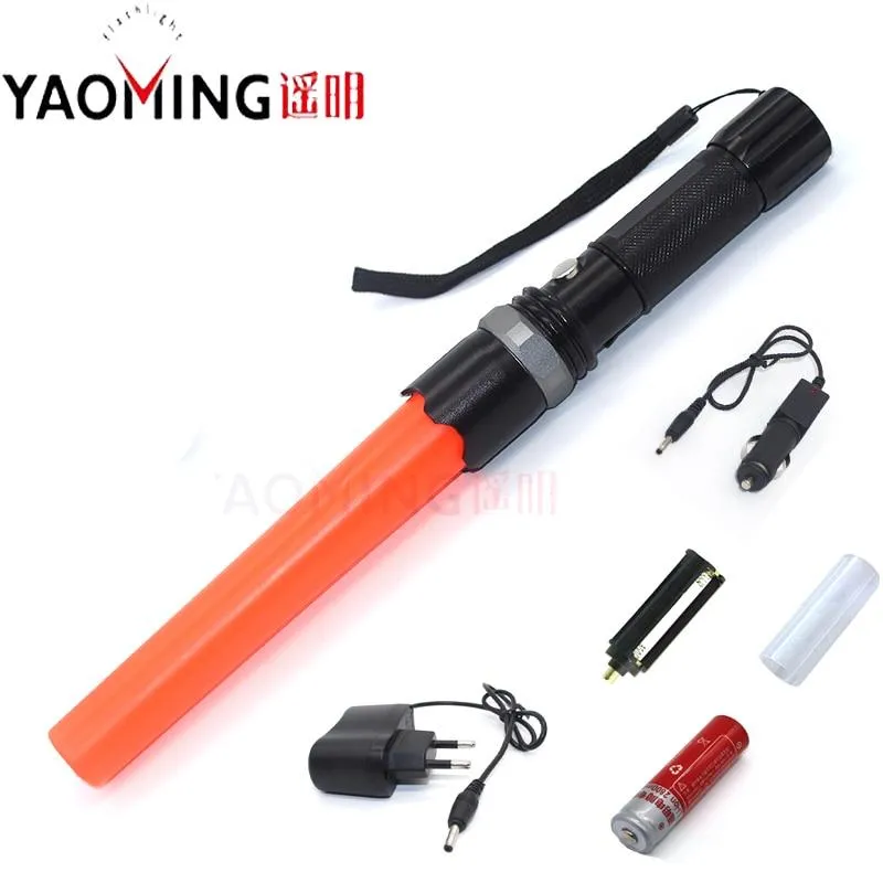 1000Lm CREE Q5 zoomable cree led tactical torch traffic wand police flashlight directing traffic lanterna 18650 battery charger