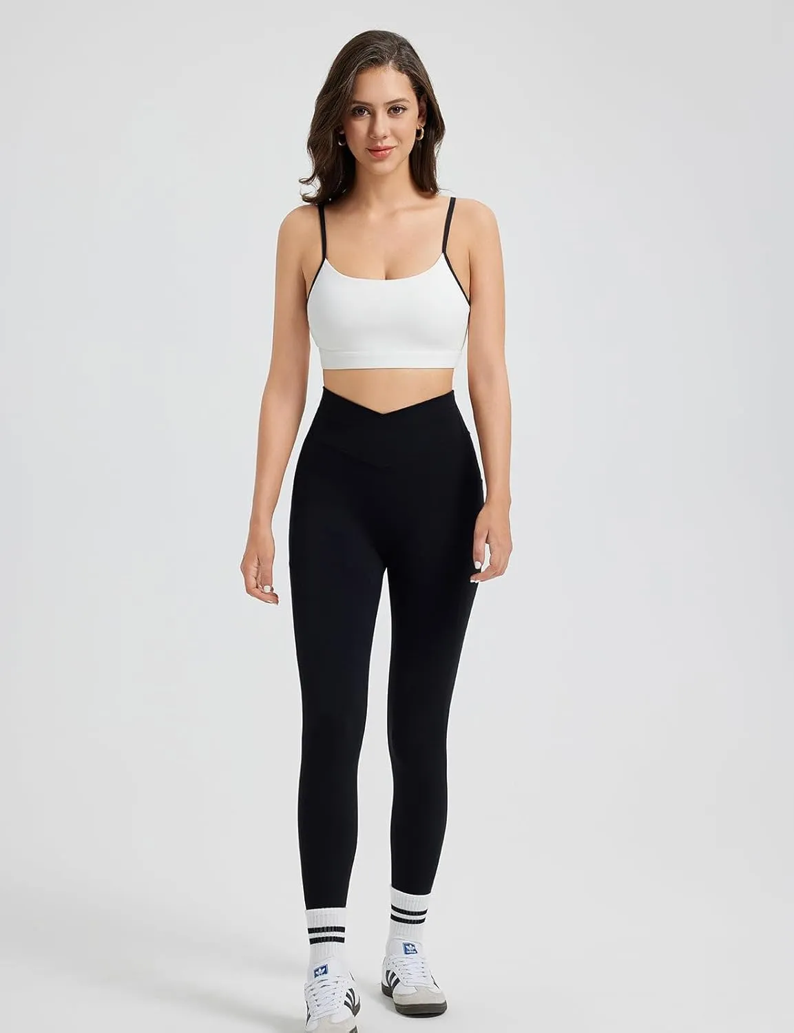 baleaf Womens Low Impact Sports Bra, Adjustable Spaghetti Strap Yoga Workout Bra with Removable Padded