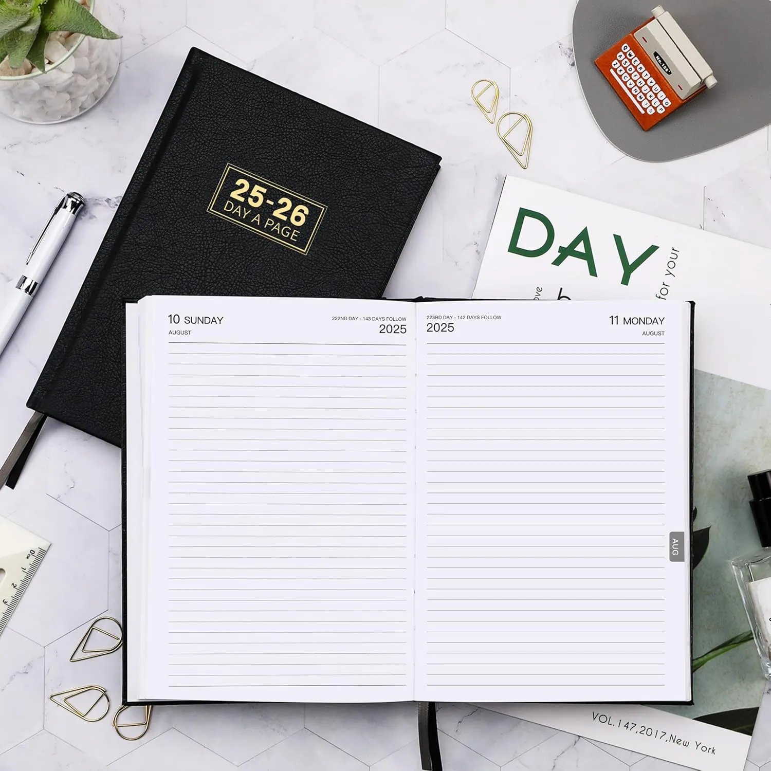 Daily Planner 2025-2026 - Daily Planner 2025-2026 One Page Per Day, Full Page Per Day, Jul 2025 - Jun 2026, 5.8" x 8.4", Agenda for 365 Days