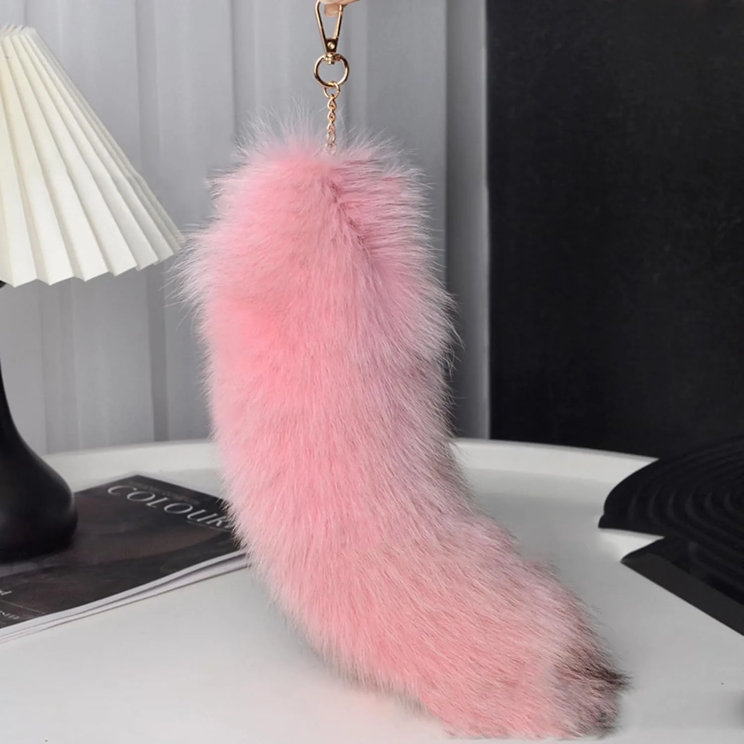 Faux Fur Fox Tail KeyChain for Women Therian Costume Cosplay Handbag Fashion Charm Wolf Tail Keychain Gift for Party
