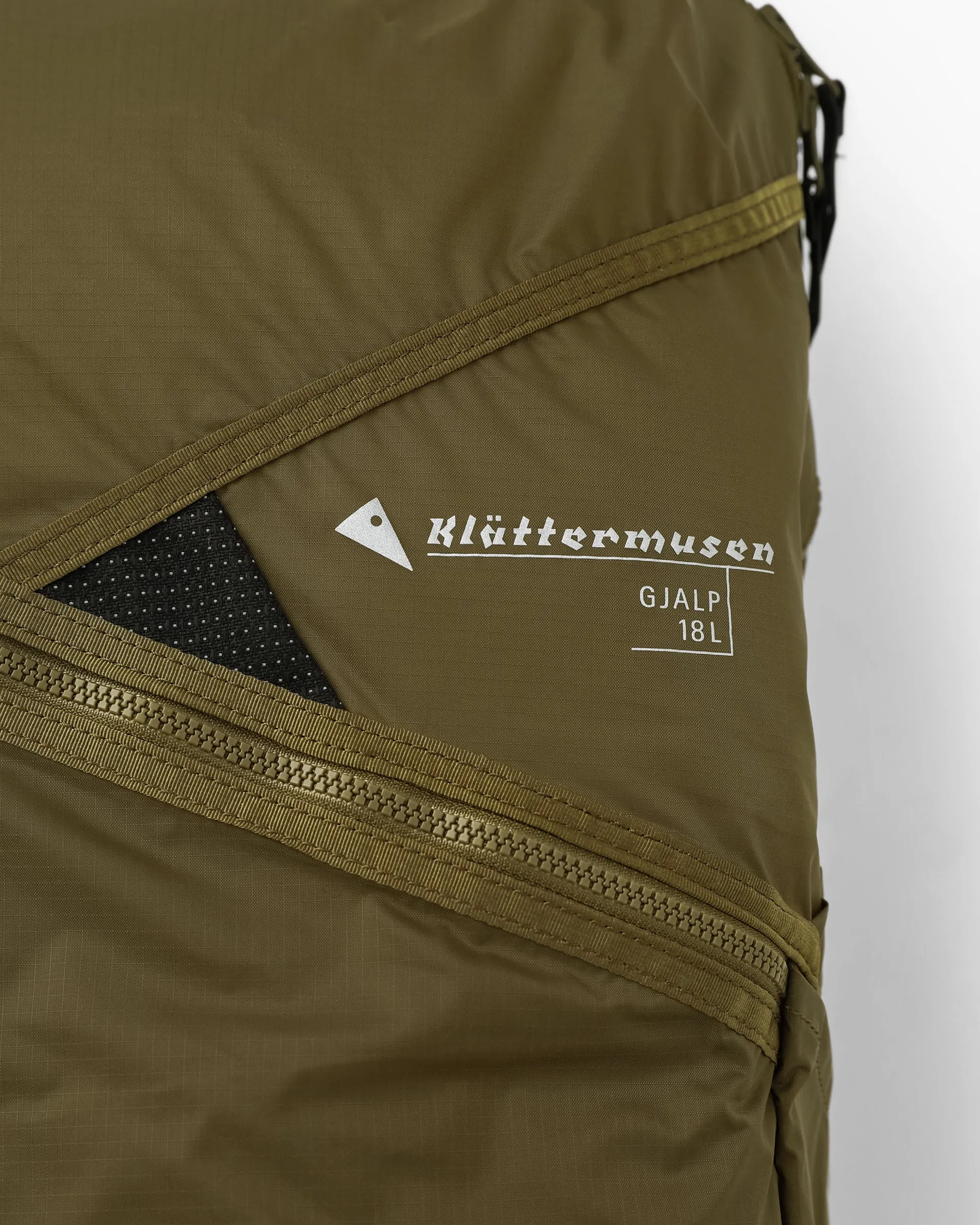 Gjalp Backpack 18L Olive