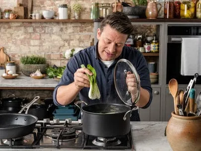 Jamie Oliver Cook's Classics Hard Anodised Stewpot 24cm H9124644