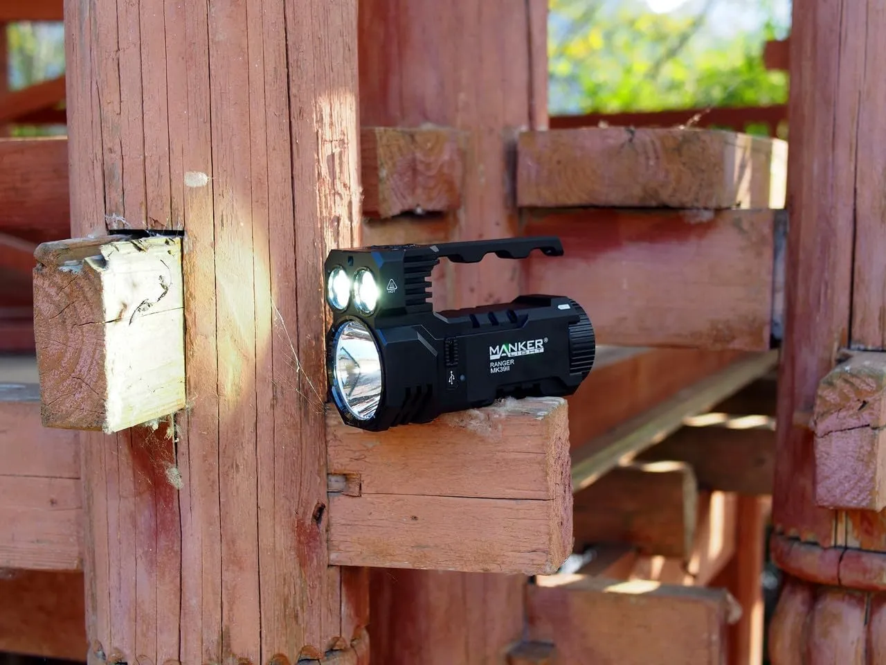 JETBeam MK39 Brightest Flashlight 25000 Lumens,5 Modes Handheld Spotlight Waterproof Zoomable Flash Light,30 Different Brightness Level,Beam Range 1120 Meters,for Outdoor, Emergency and Caving﻿