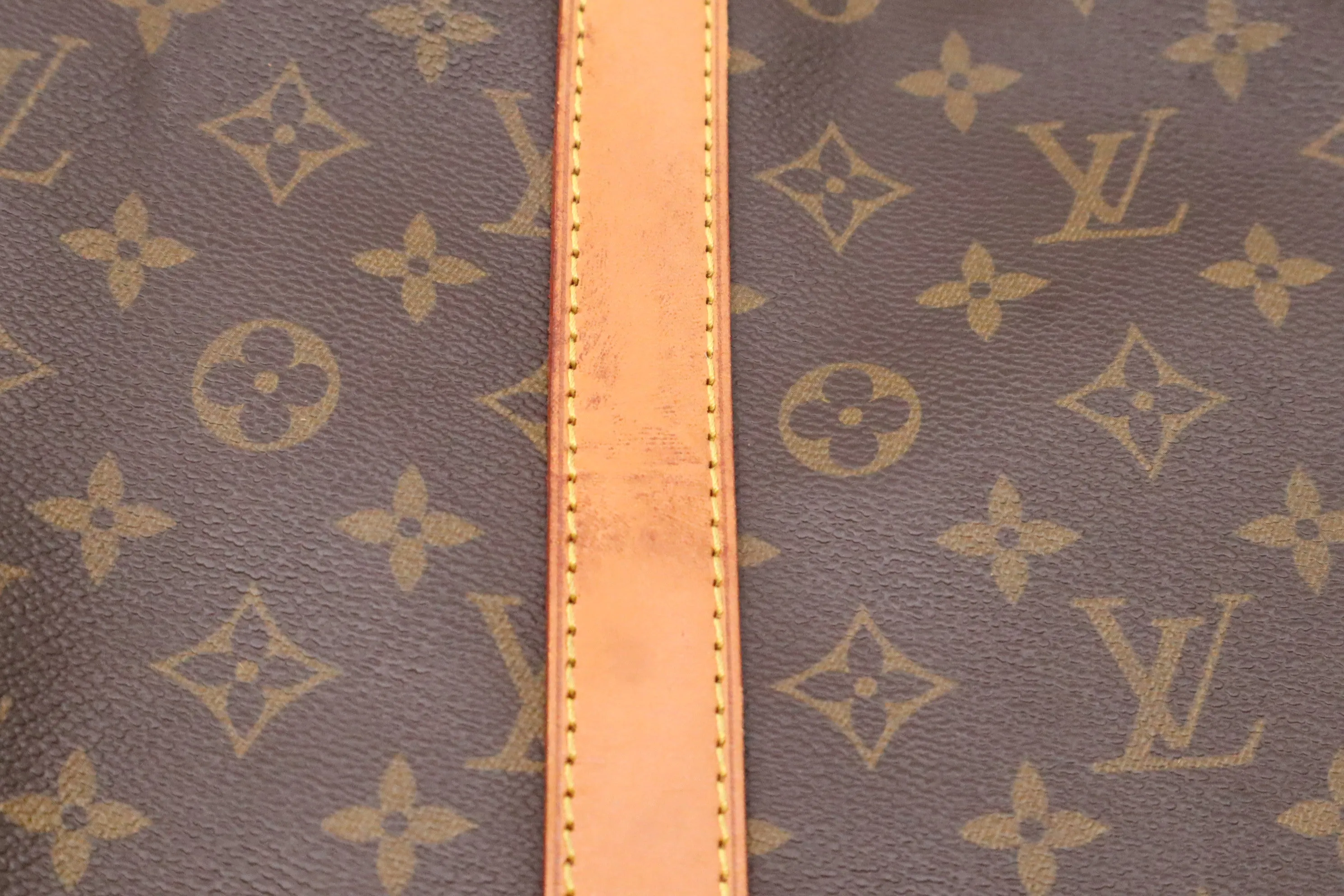 Louis Vuitton Keepall 55 Bandouliere in Monogram Canvas