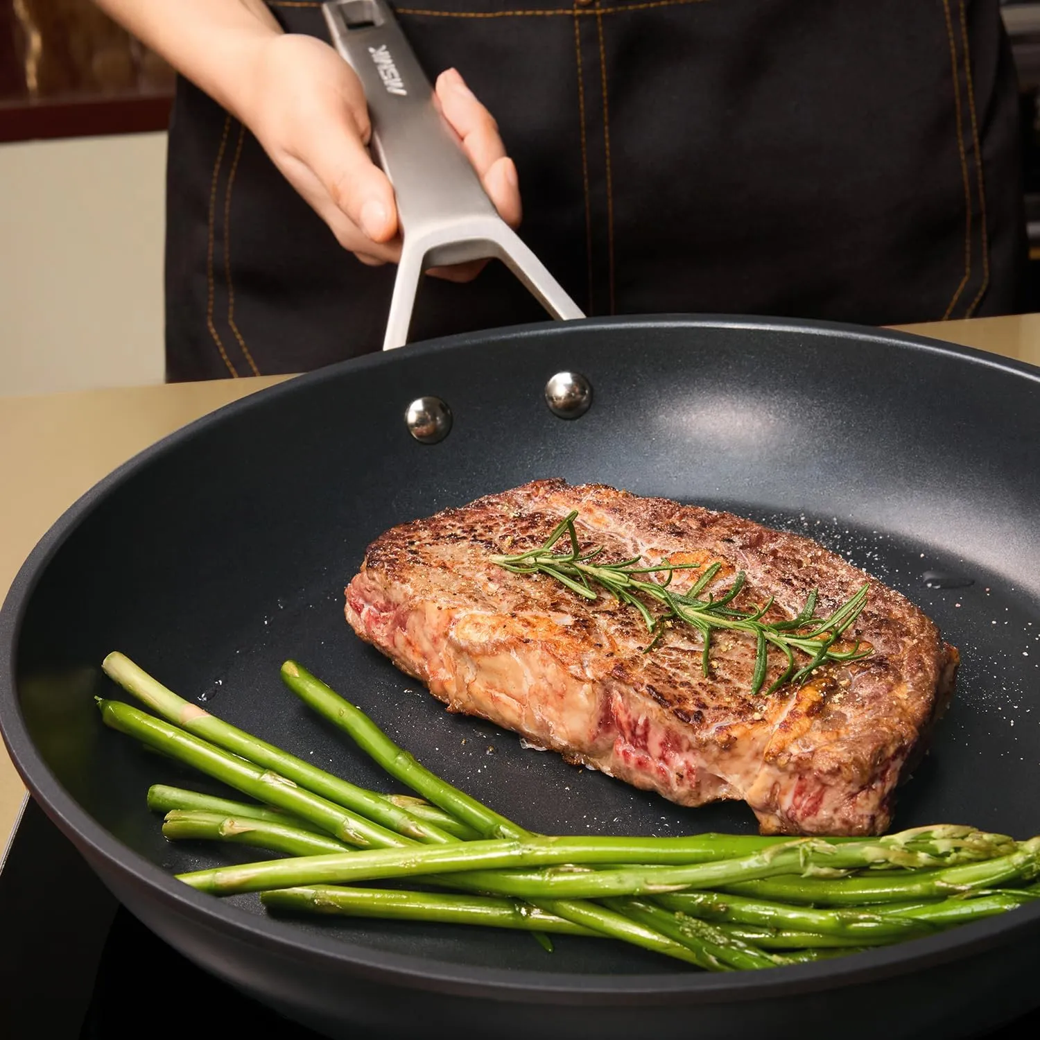 MsMk 12 inch Nonstick Frying Pan, Titanium and Diamond Non Stick Pan, Omelet Skillet, PFAS & PFOA Free Non-Toxic, Scratch-resistant, for Ceramic and Gas Cooktops, Dishwasher & Oven Safe