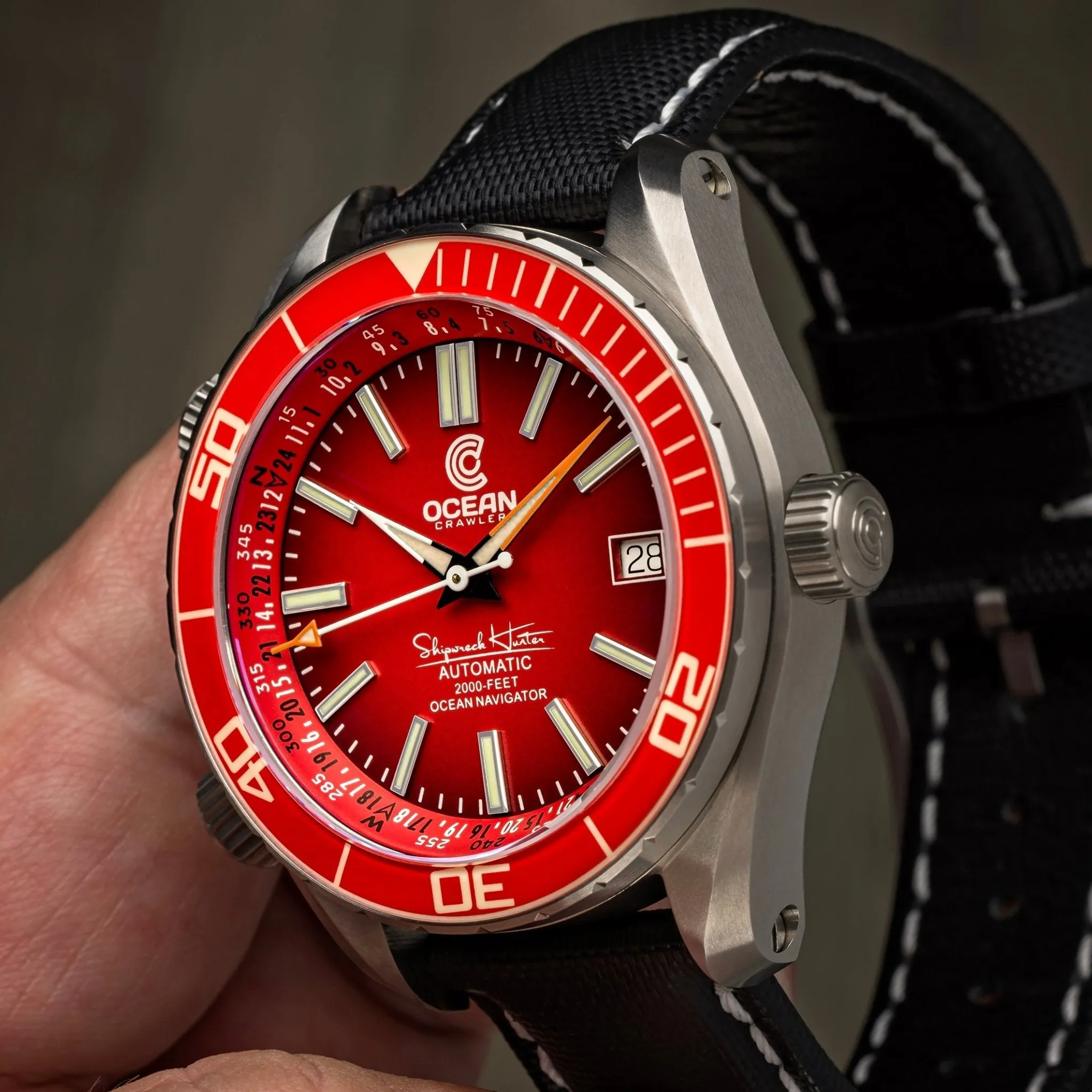 Ocean Crawler Ocean Navigator - Red V3 - Titanium