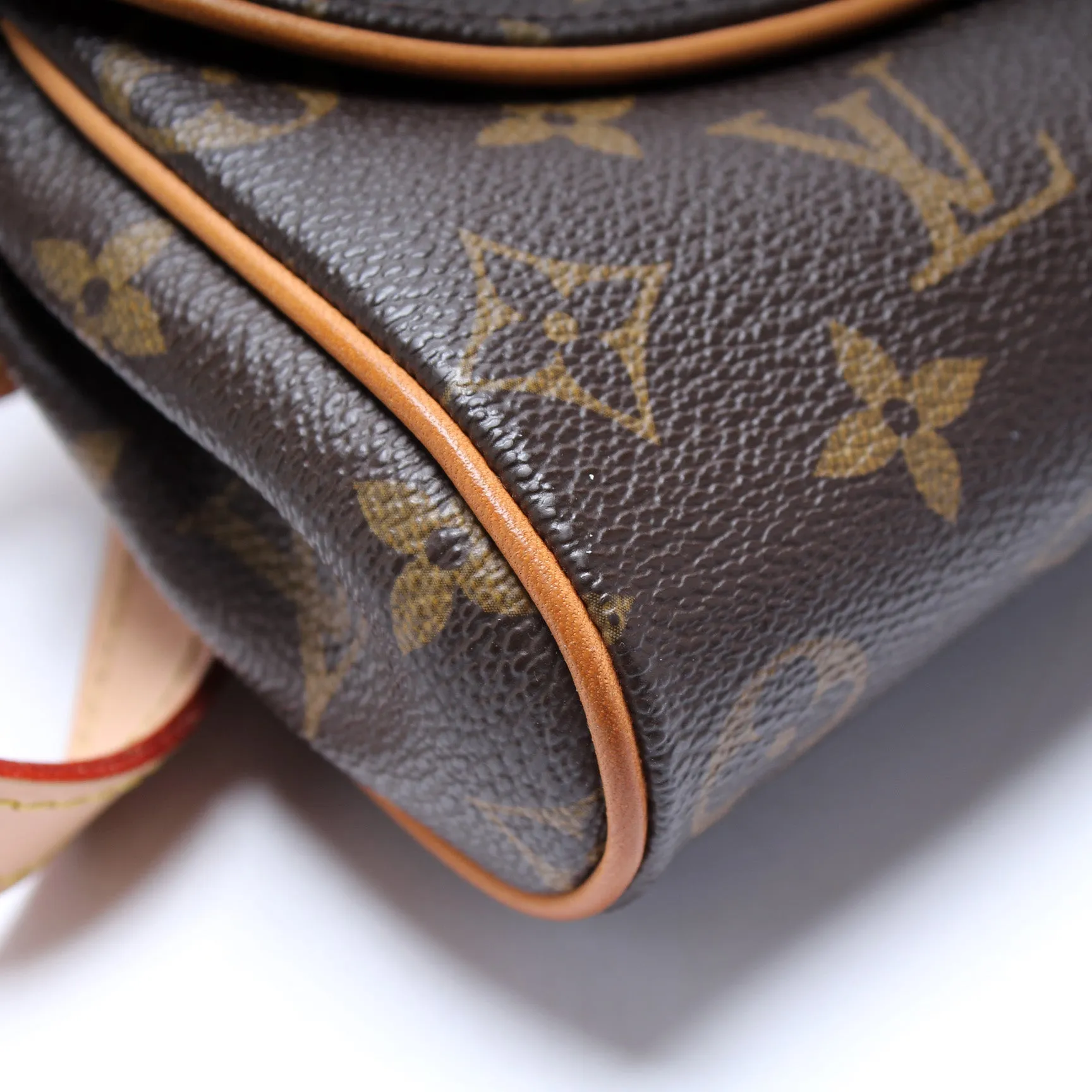 Pochette Friendly 2Way Monogram