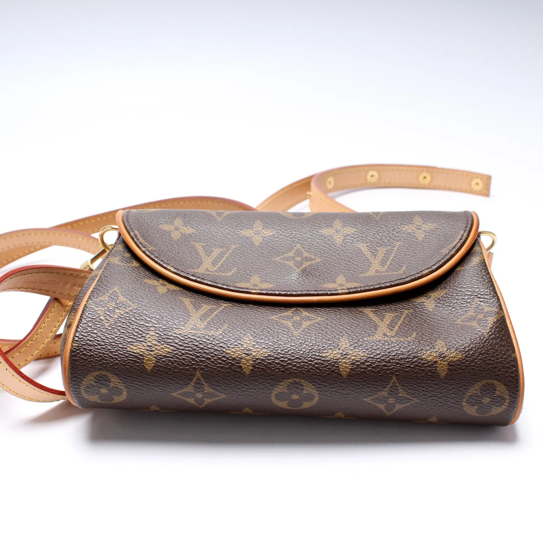 Pochette Friendly 2Way Monogram