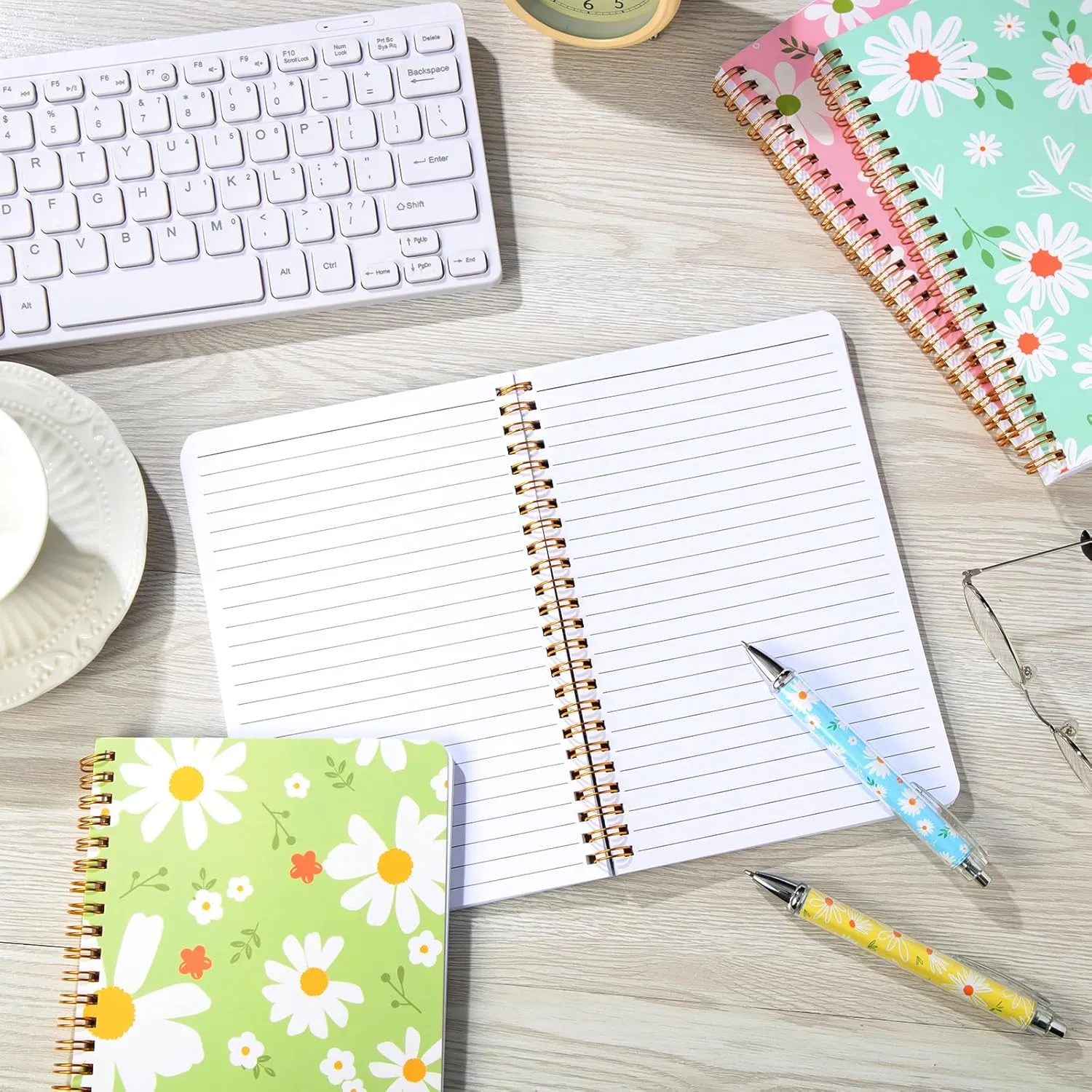 Resurhang 6 Pack A5 Daisy Spiral Notebooks Preppy Journal Cute Aesthetic Hardcover Ruled Notebooks with Ballpoint Pens for Office School Day Classroom Prize, 5. 8 x 8. 3 Inches