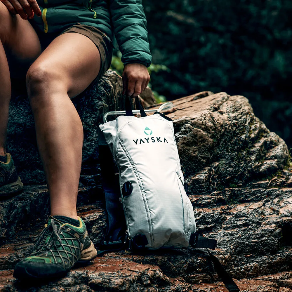 Vayska Hydration Pack - 2 Liter Bottle