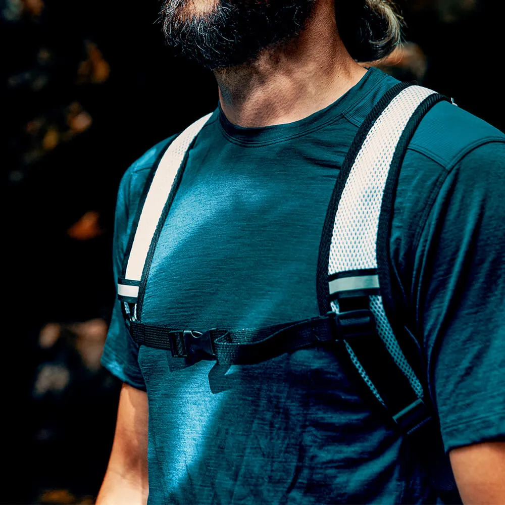 Vayska Hydration Pack - 2 Liter Bottle